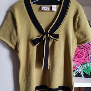 Heirloom collectibles tie neck shortsleeve blouse